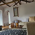 Balkan Barn *