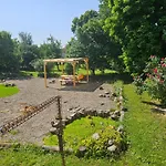 Holiday home Balkan Barn Tuzha