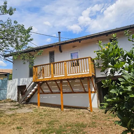Tatil Evi Balkan Barn Tŭzha